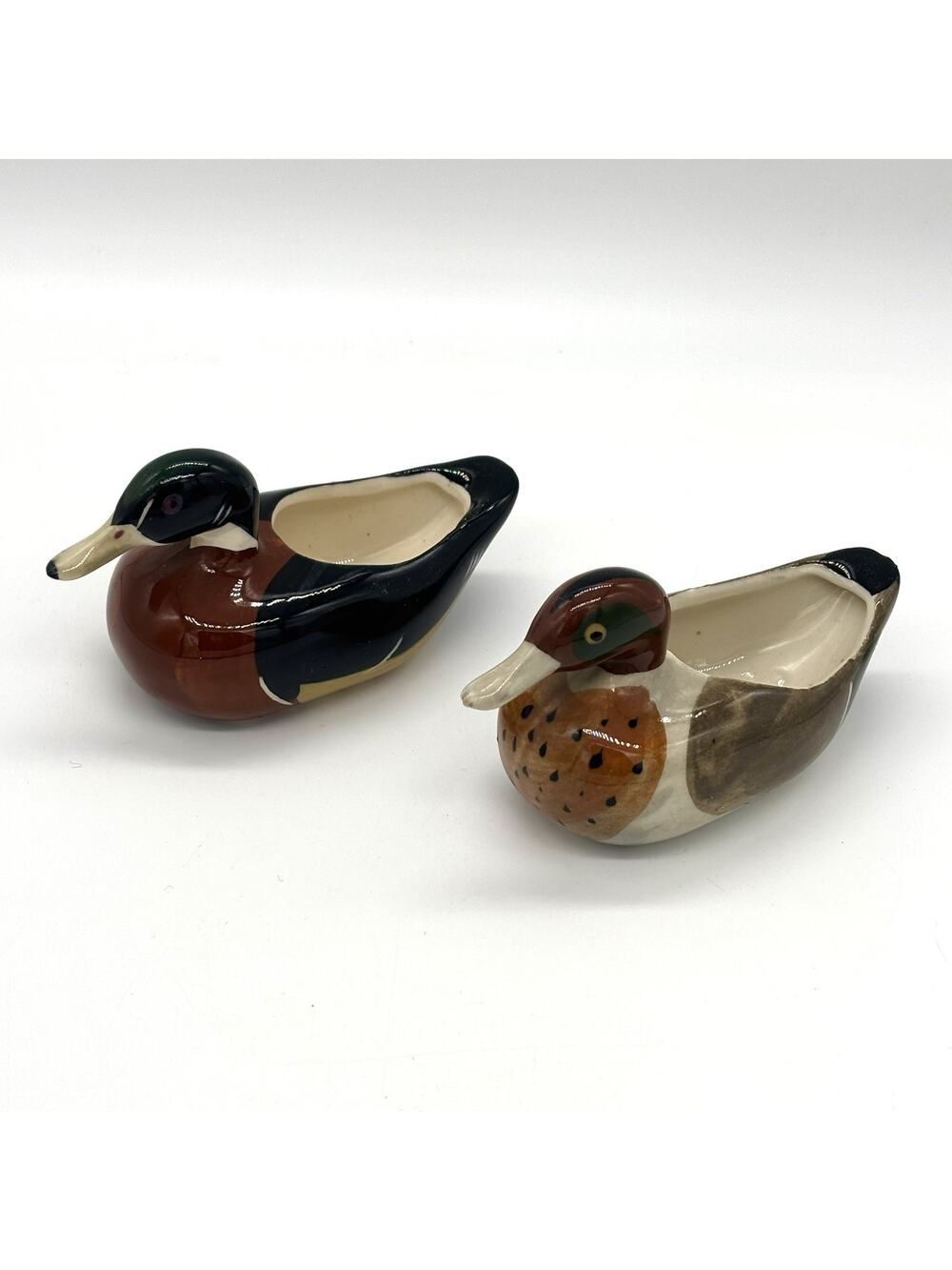 Pair 2 Male Female Goss Mallard Duck Ashtray Planter Hand Painted Cabin Country